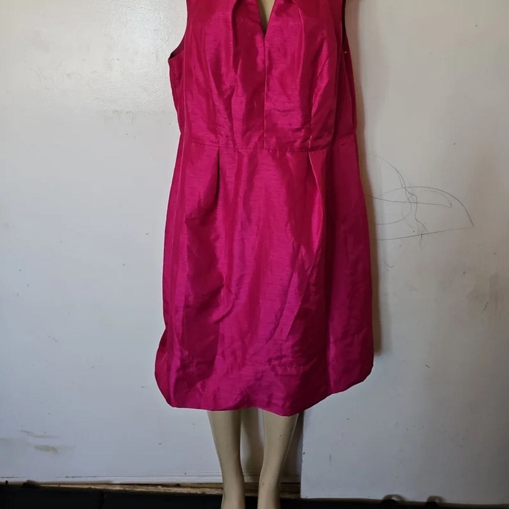 Elegant Pink Midi Dress